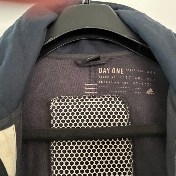 NEW. Adidas Day One Basketball 003. Jacket and Breakaway Pants Set. Sz L - Picture 5 of 10